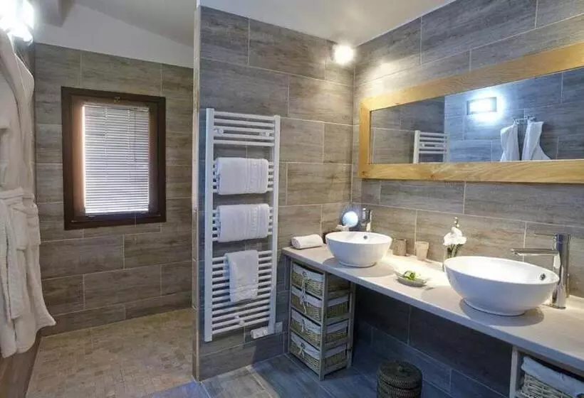 هتل Le Jas De Joucas Hôtel Restaurant