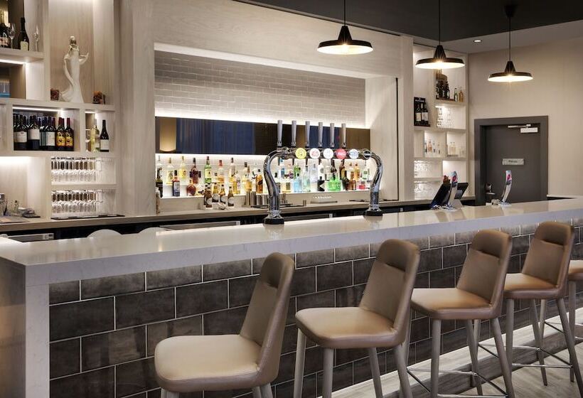 فندق Leonardo London Watford