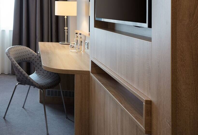 فندق Leonardo London Watford