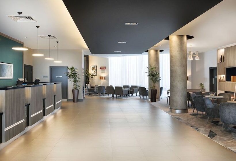 فندق Leonardo London Watford