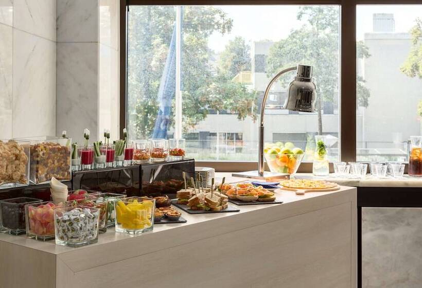 Hotel NH Amsterdam Zuid