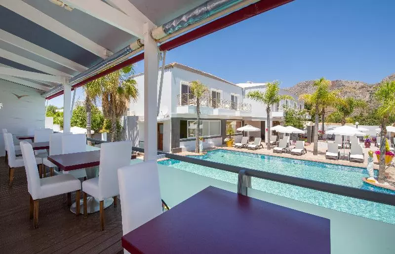 Paradice Hotel Luxury Suites Near Zorbas Beach Free Breakfast