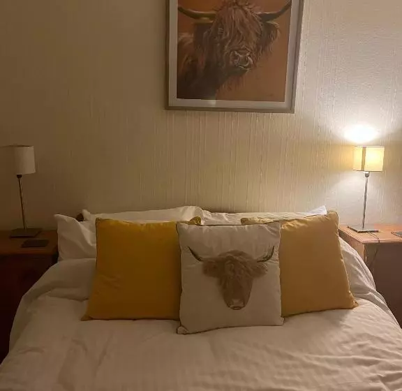 Отель Thorverton Arms