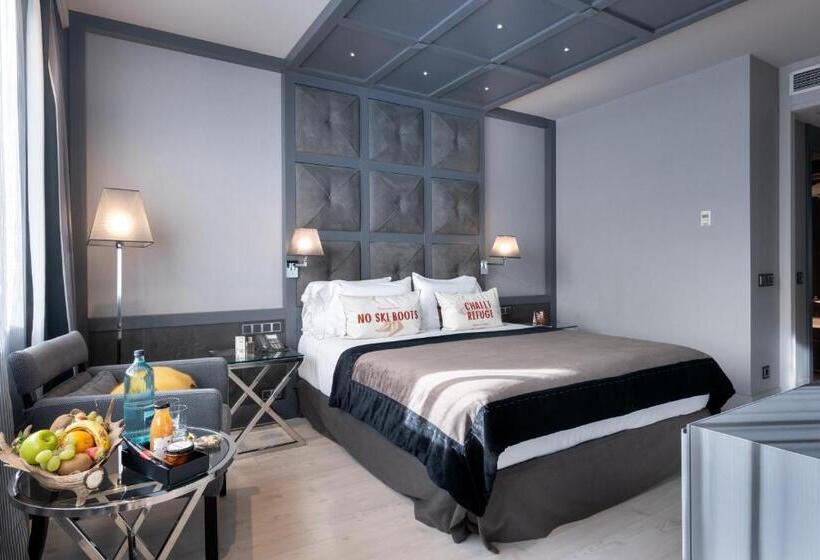 هتل Val De Neu G.l