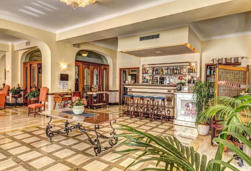 ホテル Villa Romita