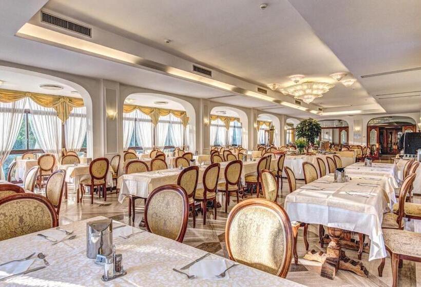 ホテル Villa Romita