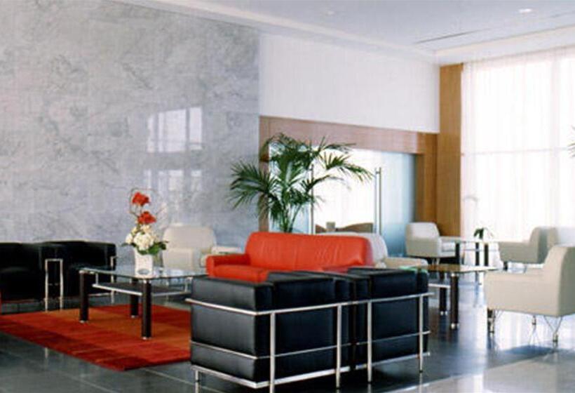 هتل Vip Executive Santa Iria