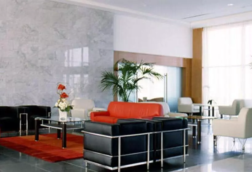 هتل Vip Executive Santa Iria