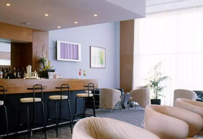 هتل Vip Executive Santa Iria