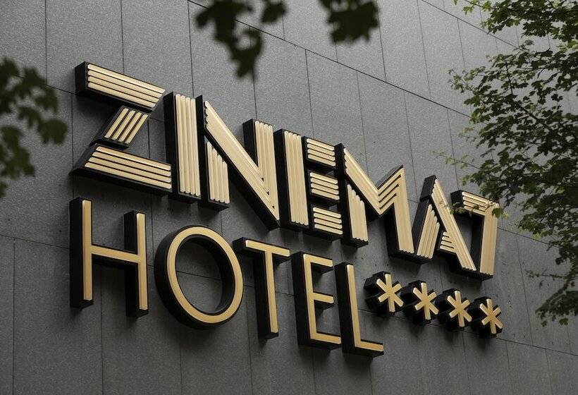 هتل Zinema7