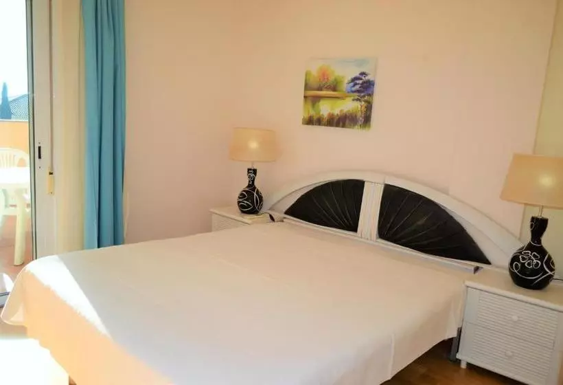 Los Arcos By Garvetur