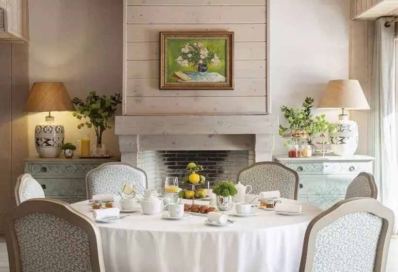 Santa Marina Arachova Resort & Spa