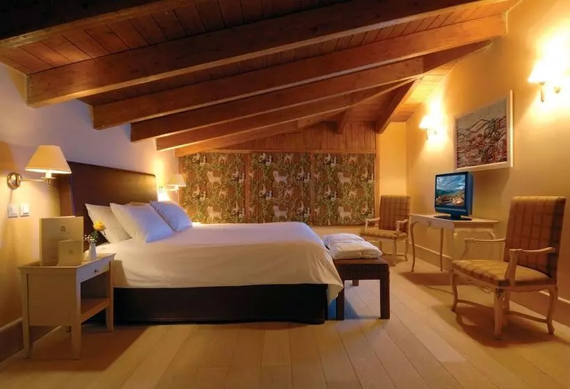 Santa Marina Arachova Resort & Spa