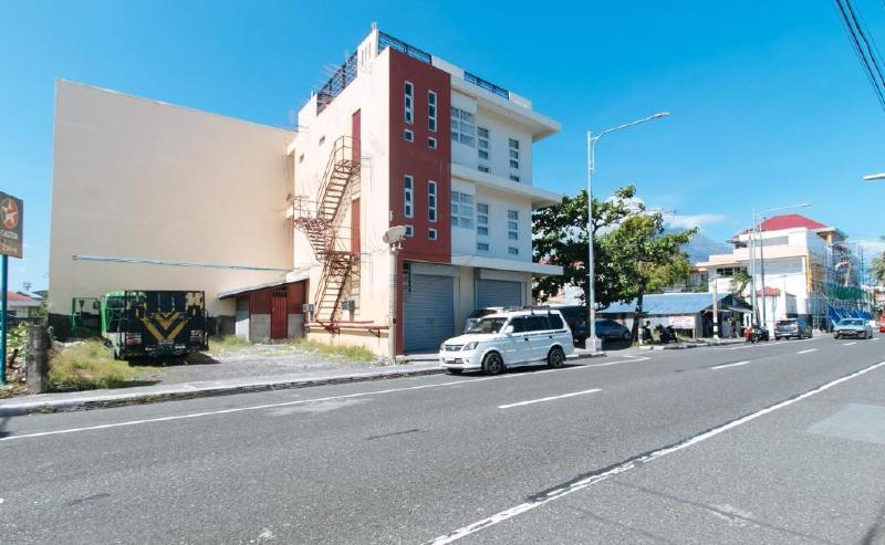 فندق صغير Reddoorz @ Golite Washington