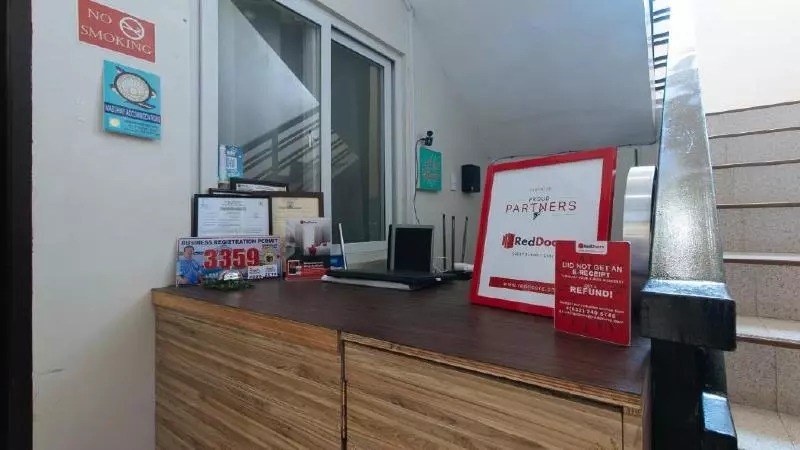 Retkeilymaja Reddoorz @ Golite Washington