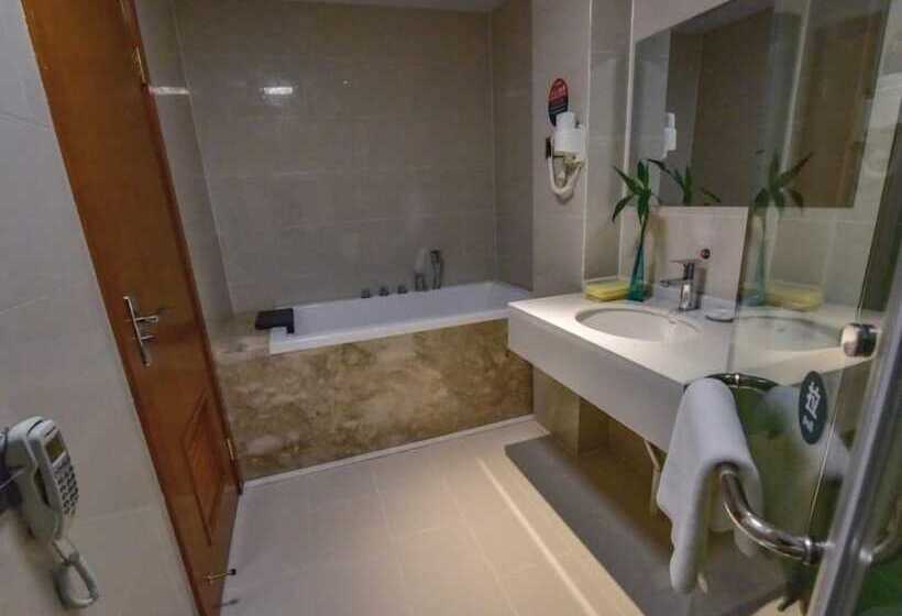 בית מלון כפרי Greentree Inn Huanggang Qichun County Ouyada Square Express