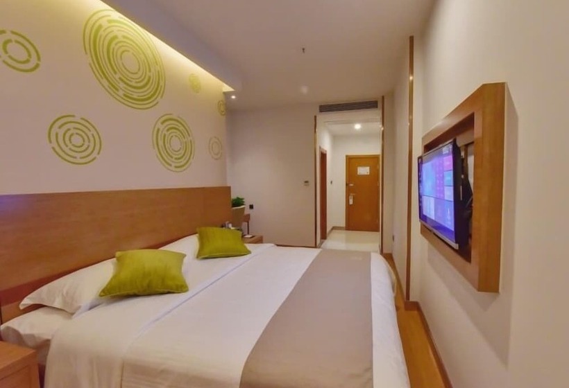 בית מלון כפרי Greentree Inn Huanggang Qichun County Ouyada Square Express