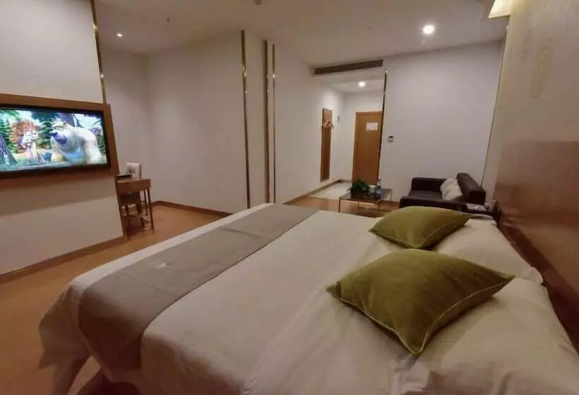 Hotelli Greentree Inn Huanggang Qichun County Ouyada Square Express