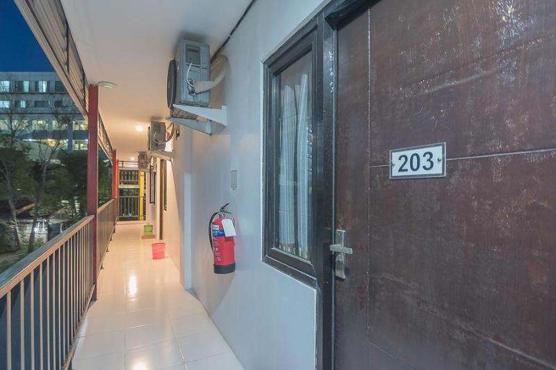 بنسيون Reddoorz Near Living Plaza Balikpapan