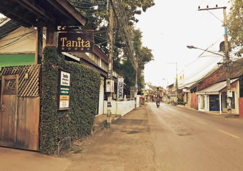 住宿加早餐 Tanita House