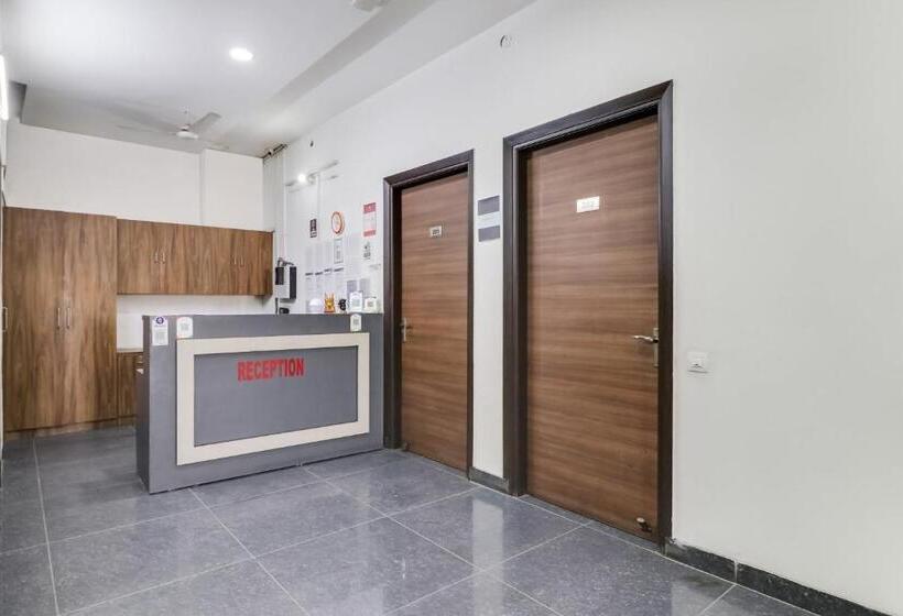 בית מלון כפרי Collection O 79127 Collection O Green Plaza