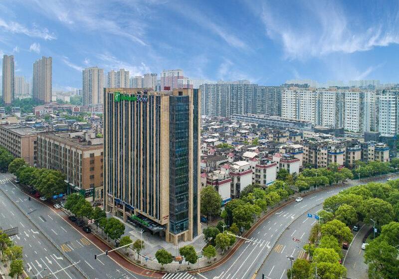 בית מלון כפרי Holiday Inn Express Changsha Shengfu, An Ihg