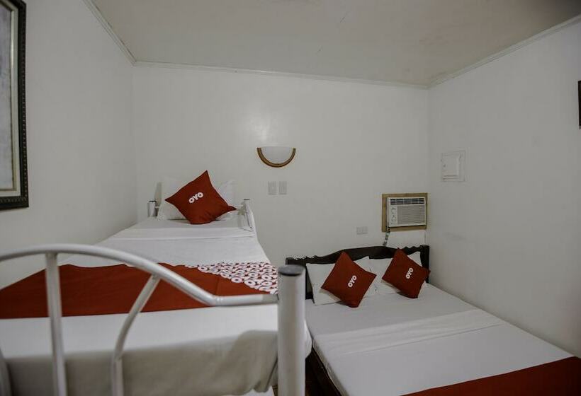 Отель Oyo 741 Sierra Travellers Inn