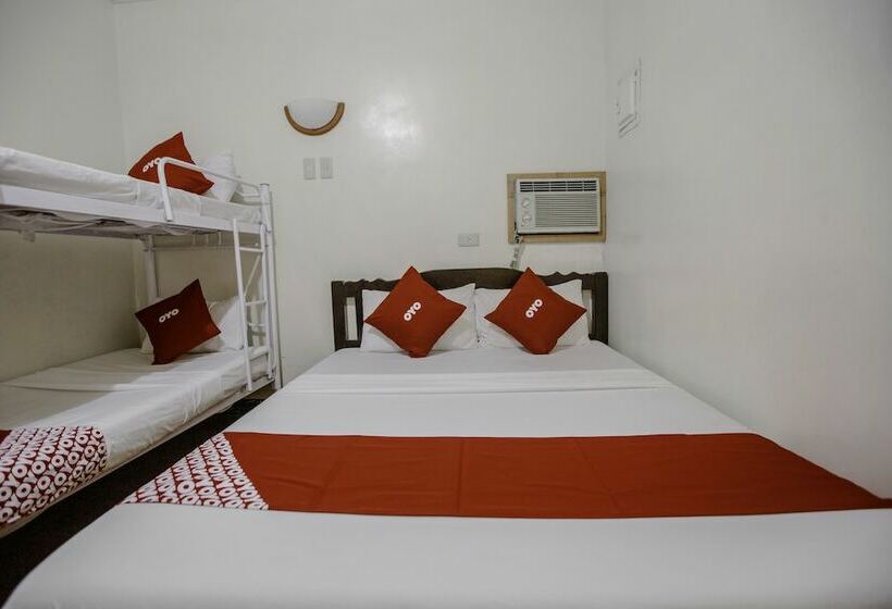 Отель Oyo 741 Sierra Travellers Inn