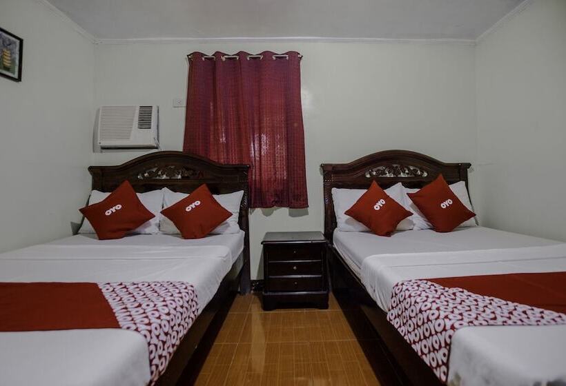 Отель Oyo 741 Sierra Travellers Inn