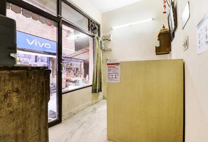 酒店 Oyo 77845 New Upkar