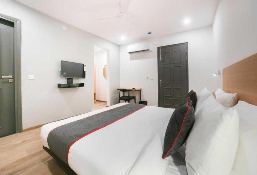 Otel Oyo 78628 Townhouse 136 Sector 46 Vikas Marg