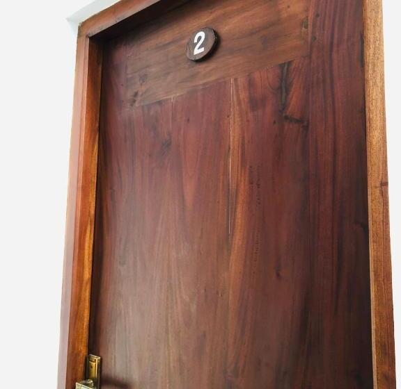 Pensão Sun White Villa