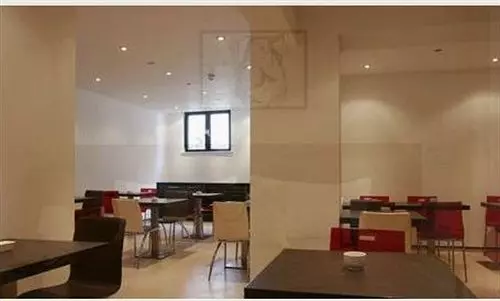 בית מלון כפרי Avni Kensington