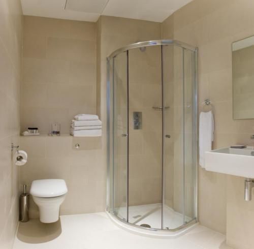 هتل Avni Kensington