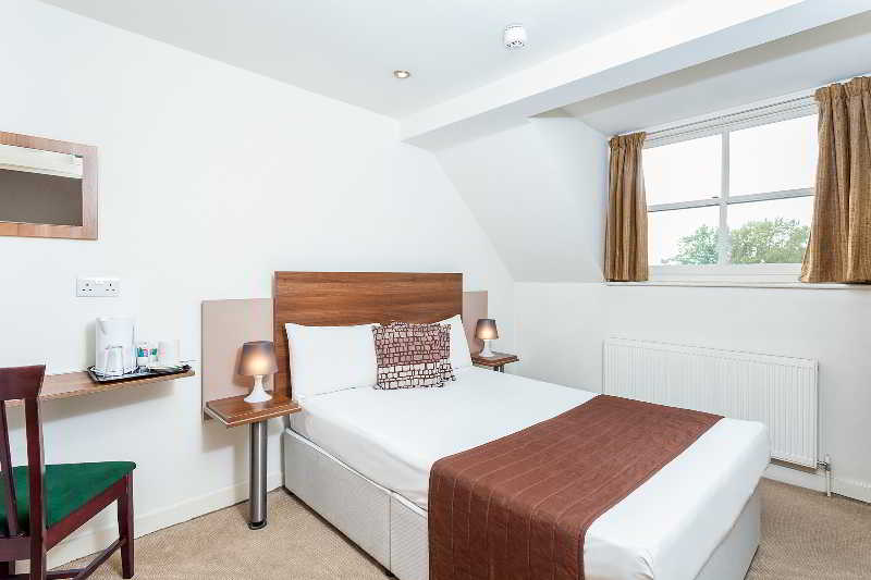 هتل Avni Kensington