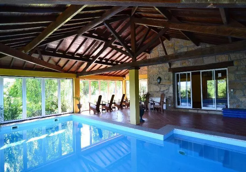 تختخواب و صبحانه Casa Da Lage