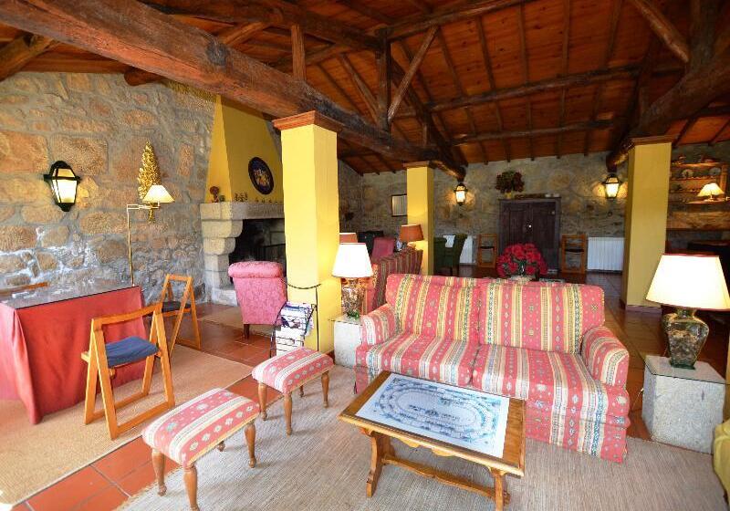 تختخواب و صبحانه Casa Da Lage