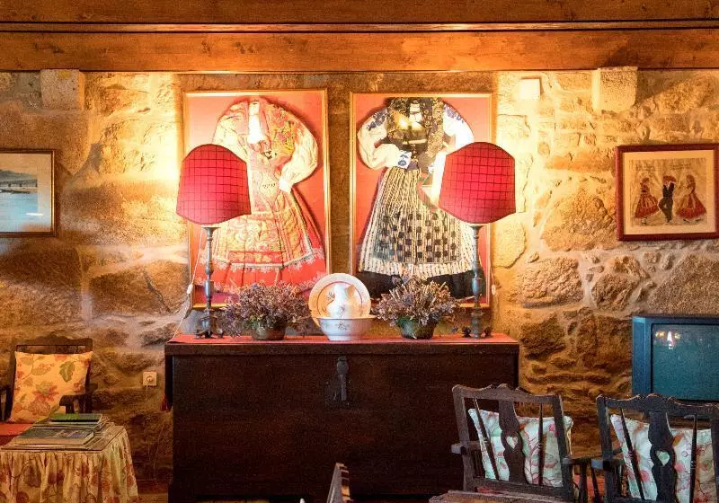 تختخواب و صبحانه Casa Da Lage