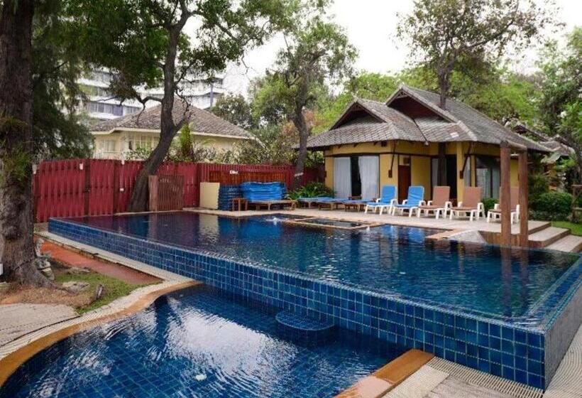 Hotel Baan Talay Dao