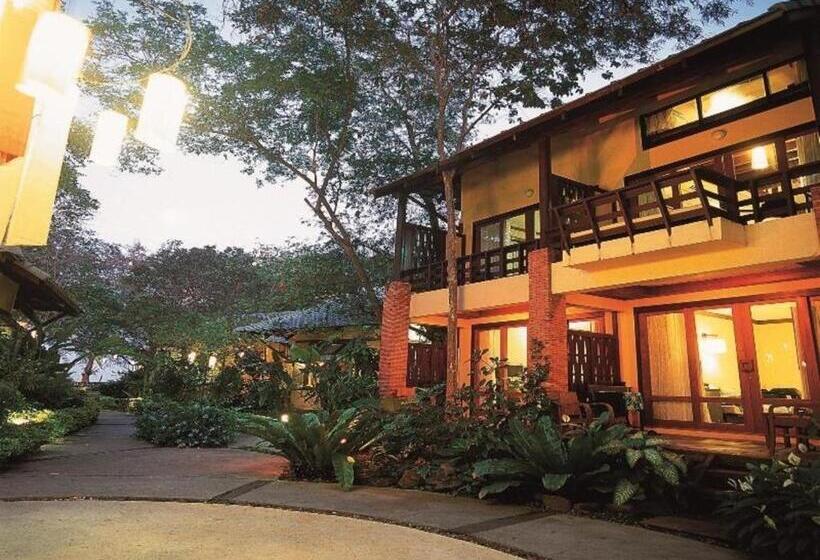 Hotel Baan Talay Dao