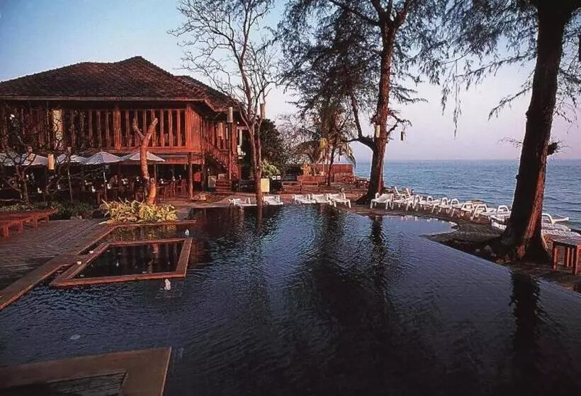 בית מלון כפרי Baan Talay Dao