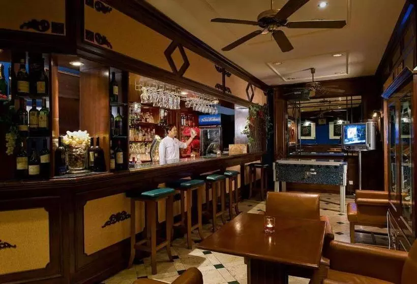 酒店 Colmar Tropicale