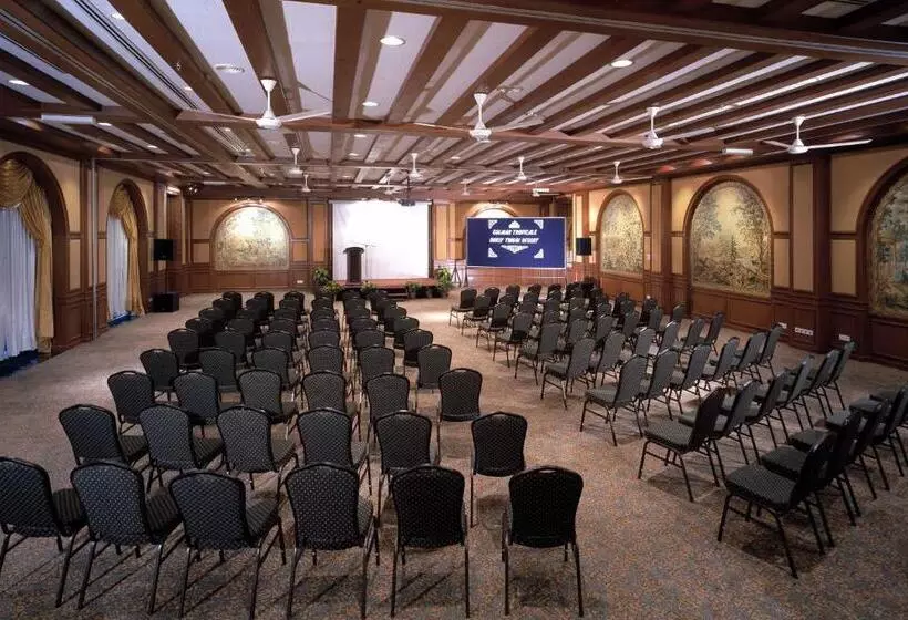 酒店 Colmar Tropicale