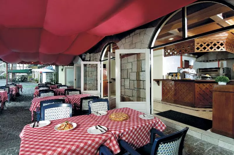 酒店 Colmar Tropicale