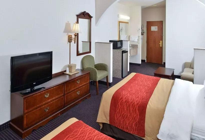 هتل Comfort Inn And Suites