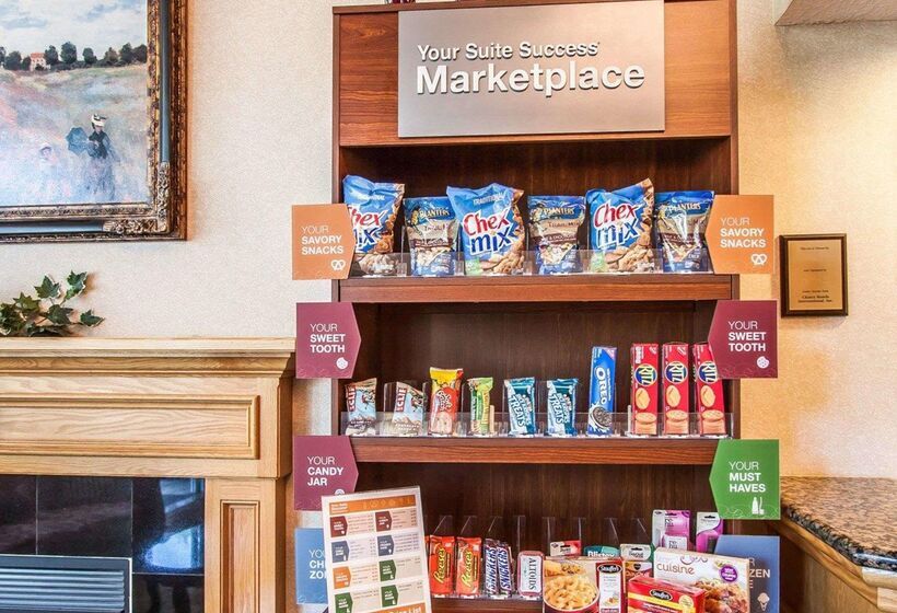 Отель Comfort Suites