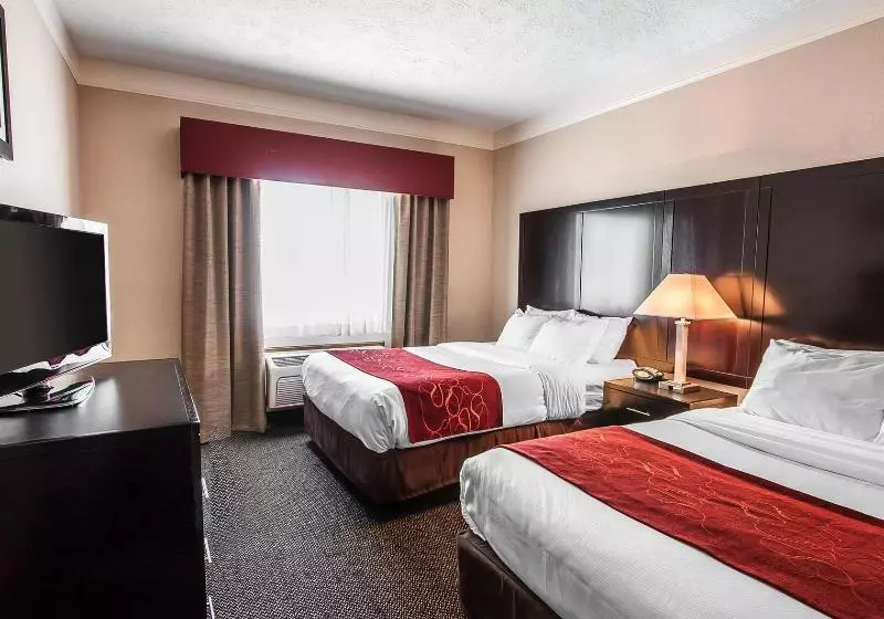 Отель Comfort Suites