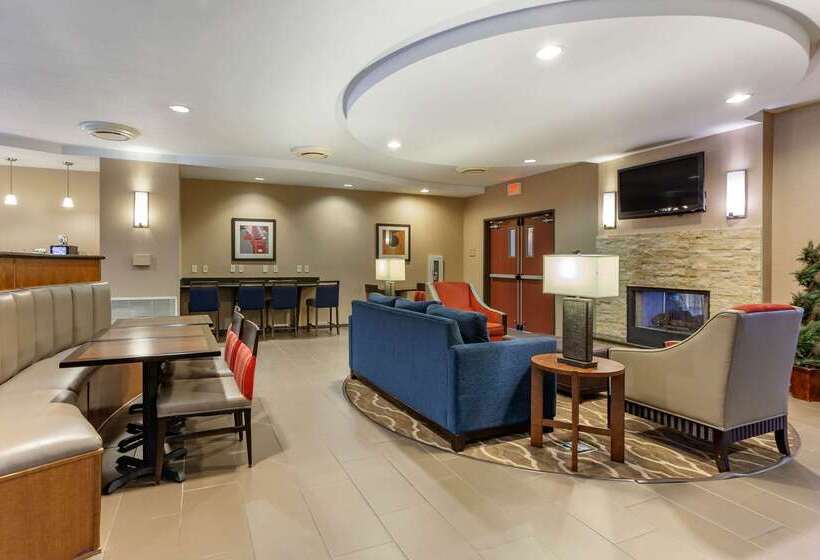 酒店 Comfort Suites Glendale   State Farm Stadium Area