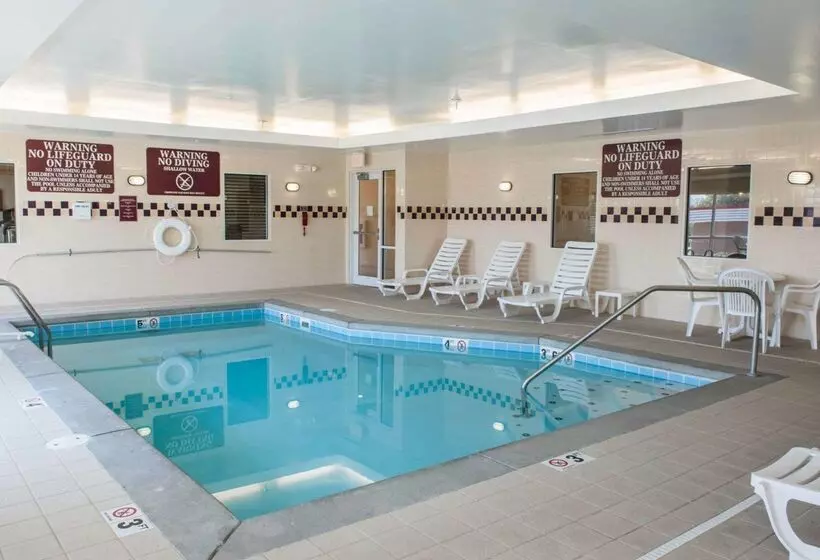 酒店 Comfort Suites Southport