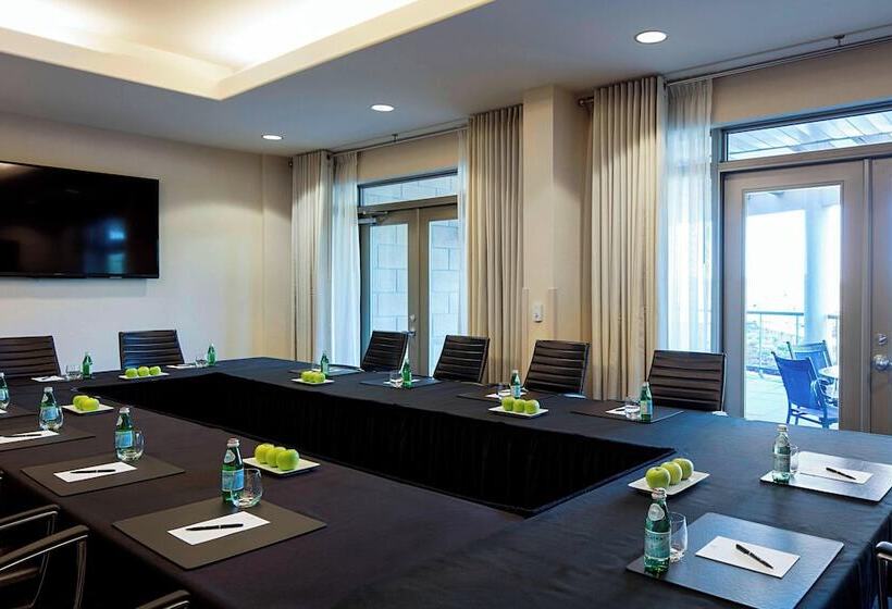 Delta Hotels By Marriott Guelph Conference Centre